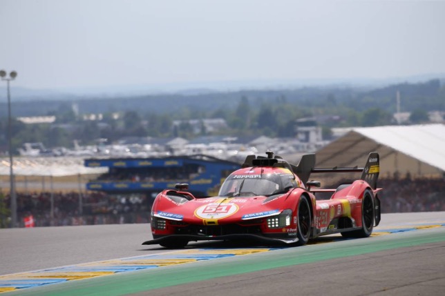 Ле-Ман: На седьмом часу гонки лидирует Ferrari