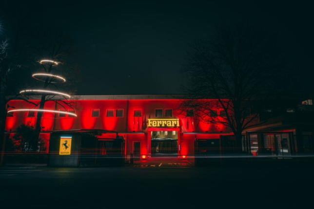 Так выглядит база Ferrari в Маранелло в дни зимних праздников, фото пресс-службы команды