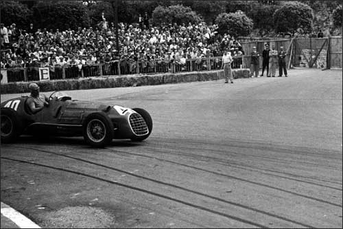 Альберто Аскари на трассе Гран При Монако 1950 года