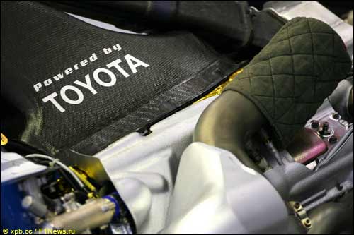 Двигатель Toyota на машине Williams