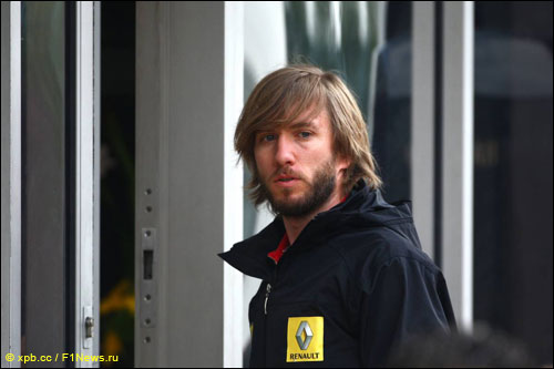 В Спа Ника Хайдфельда в последний раз можно было увидеть в униформе Lotus Renault GP