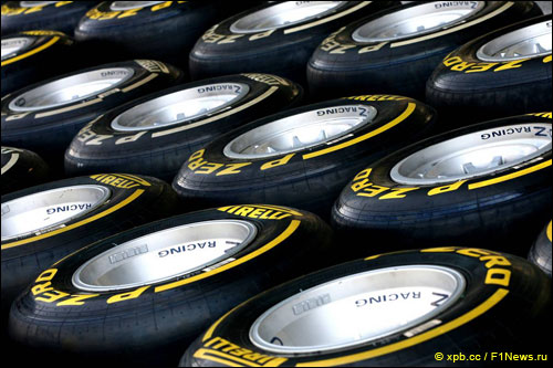 Шины Pirelli PZero в паддоке Гран При Абу-Даби