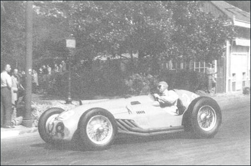 Пьер Левег на внезачётном Гран При По 1950 года