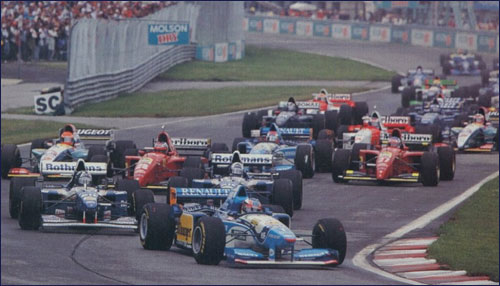 Михаэль Шумахер лидирует на старте Гран При Канады 1995 года