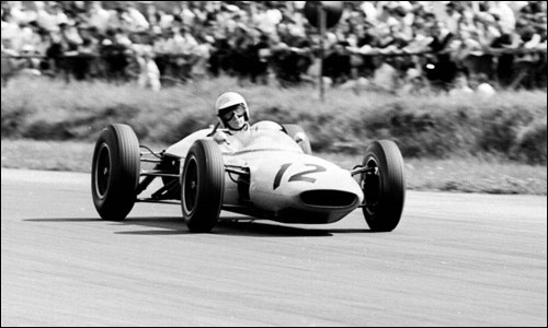Джим Холл за рулем Lotus на Гран При Великобритании 1963 года