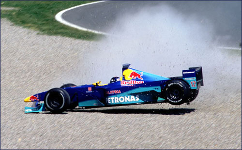 Авария Педро Диниса на Гран При Канады 1999 года. Фото Херба Эджкомба