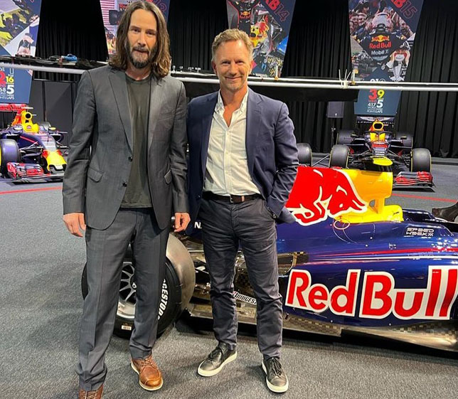 Киану Ривз и Кристиан Хорнер на базе Red Bull Racing