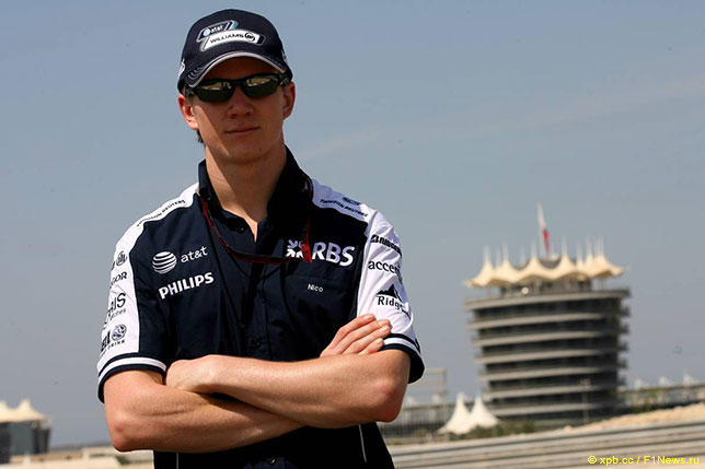 Нико Хюлкенберг в дни своего дебютного уик-энда в Формуле 1, Бахрейн, 2010 год