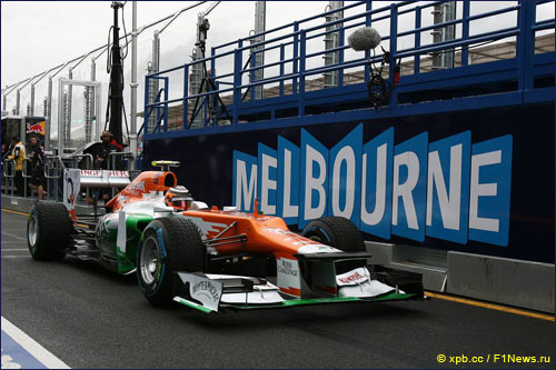 Нико Хюлкенберг на трассе ГранПри Австралии