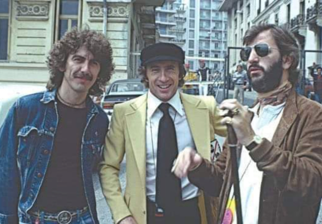 Джеки Стюарт (в центре), Джордж Харрисон и Ринго Старр в Монако, 1977 год