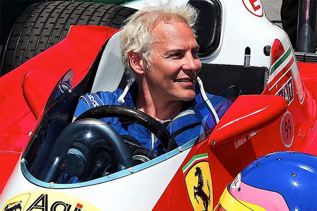 Жак Вильнё за рулём исторической Ferrari, на которой его отец выступал в Формуле 1, фото Scuderia Baldini