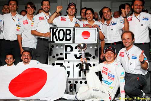В Sauber празднуют подиум Камуи Кобаяши