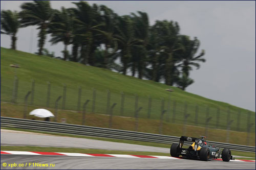 Хейкки Ковалайнен на трассе Гран При Малайзии