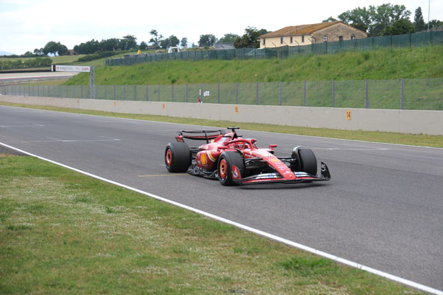 Pirelli и Ferrari проводят тесты в Муджелло
