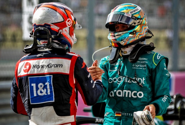 Кевин Магнуссен и Себастьян Феттель после финиша Гран При США, фото пресс-службы Haas F1