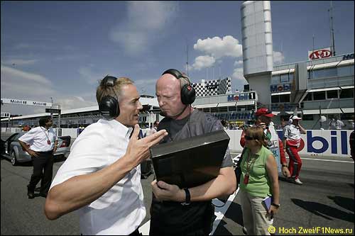 Стив Хэллам (справа) и Мартин Уитмарш, Гран При Германии, 2006 г.