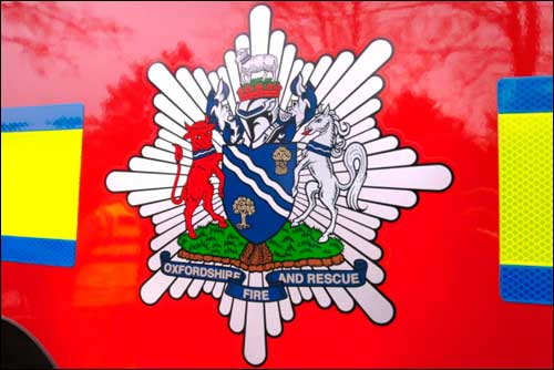 Эмблема пожарных Оксфордшира