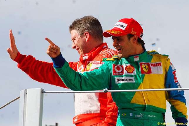 Росс Браун и Фелипе Масса на подиуме Гран При Бразилии 2006 года