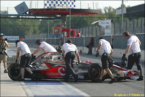 McLaren на тестах в Монце