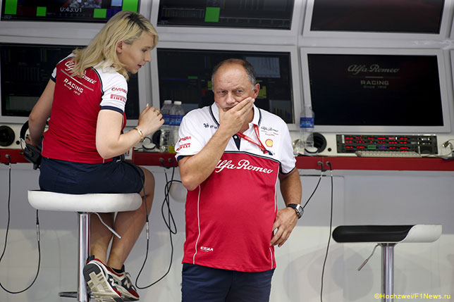 Рут Баском, главный стратег Alfa Romeo, и Фредерик Вассёр, руководитель команды
