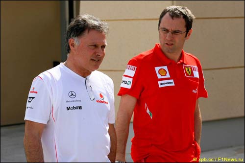 Дейв Райан (McLaren) и Стефано Доменикали (Ferrari)