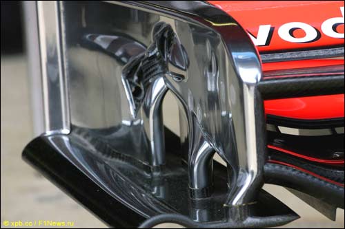 Переднее антикрыло McLaren
