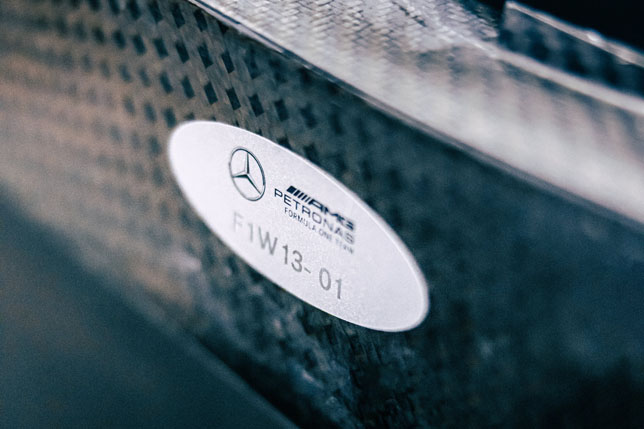 Элемент шасси Mercedes F1 W13