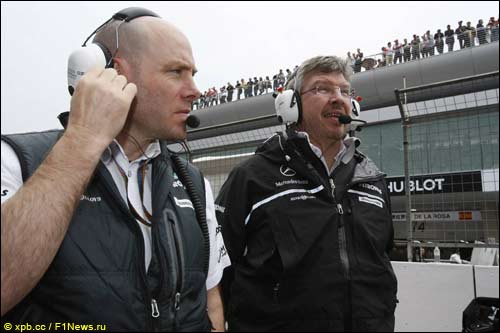 Mercedes GP: Джок Клиа и Росс Браун