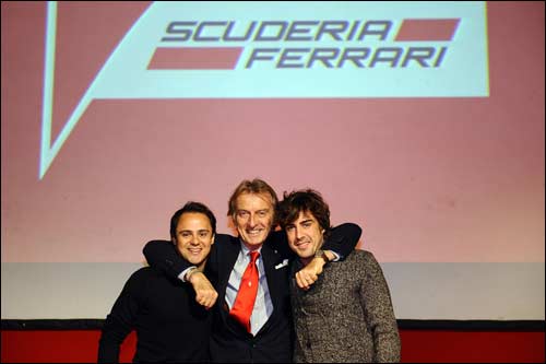 Лука ди Монтедземоло вместе с гонщиками Ferrari