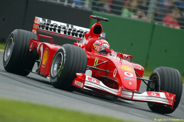 Михаэль Шумахер за рулём Ferrari F2001B в Мельбурне, 2002 год