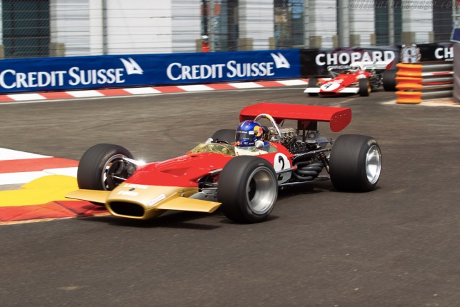 Эдриан Ньюи за рулём Lotus 49B на трассе в Монако, фото Автоклуба Монако