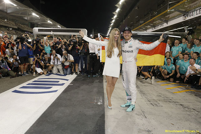 Нико Росберг с супругой Вивиан после Гран При Абу-Даби, 2016 год