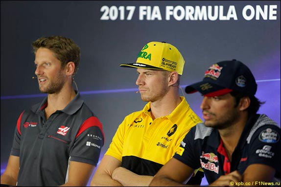 Роман Грожан (Haas), Нико Хюлкенберг (Renault) и Карлос Сайнс (Toro Rosso)