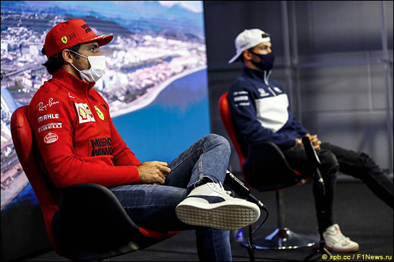 Карлос Сайнс (Ferrari) и Пьер Гасли (AlphaTauri)