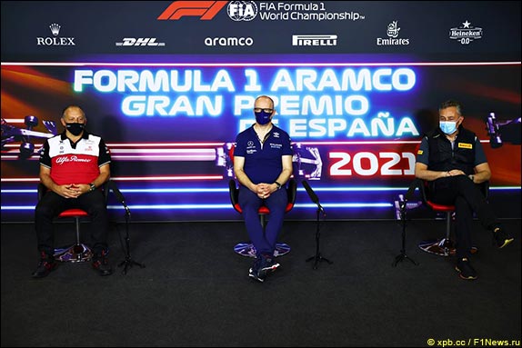 Фредерик Вассёр (Alfa Romeo), Саймон Робертс (Williams), Марио Изола (Pirelli)