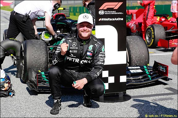 Валттери Боттас выиграл Гран При Австрии, одержав восьмую победу в карьере