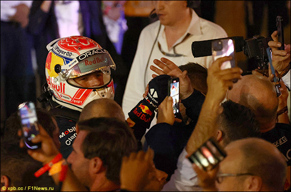 Макс Ферстаппен выиграл Гран При Бахрейна
