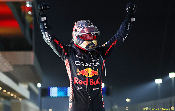 Макс Ферстаппен выиграл Гран При Катара, одержав 49-й победу в карьере и 14-ю в сезоне