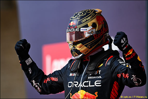 Макс Ферстаппен выиграл Гран При США, одержав 15-ю победу в сезоне и 50-ю в карьере