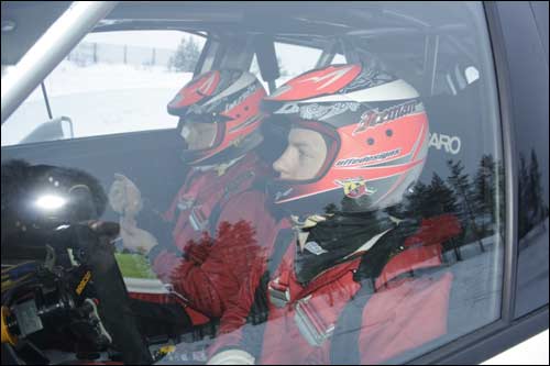 Кими Райкконен и Кай Линдстрем на гонке Lapland Rally