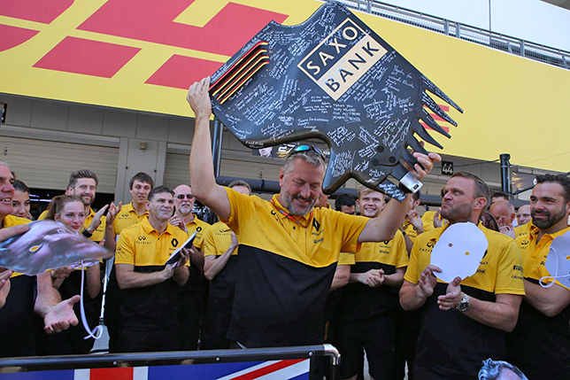 Джефф Симмондс прощается с командой Renault