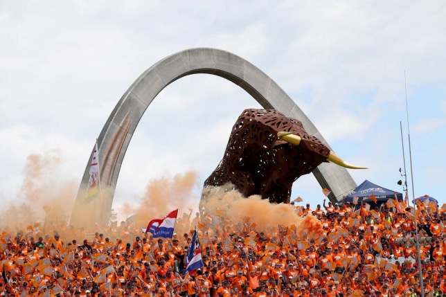 Трибуны на Red Bull Ring были заполенны болельщикам Макса Ферстаппена, фото XPB