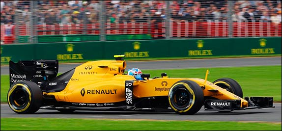 Желтая раскраска машины Renault в Мельбурне
