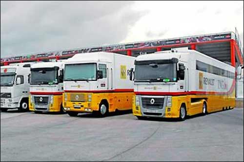 Грузовики Renault прибыли в Валенсию