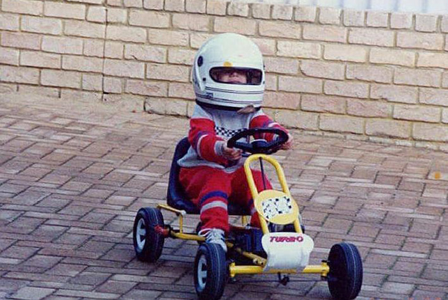 Юный Даниэль Риккардо и его первая гоночная машина