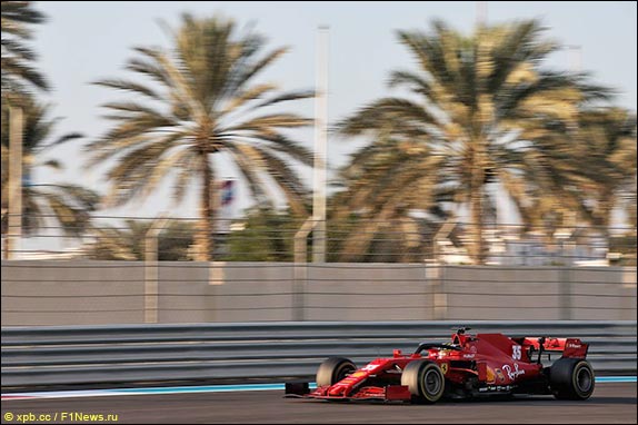 Наибольшую дистанцию проехал единственный российский участник тестов Роберт Шварцман за рулём Ferrari – 129 кругов.