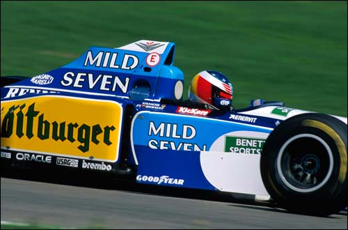 Победитель Гран При Испании 1995 года Михаэль Шумахер