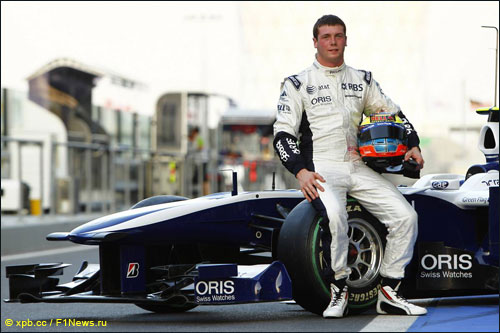 Дин Стоунман на призовых тестах Williams F1 в 2010 году