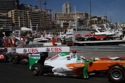 Гран При Монако. Прокол колеса на машине Адриана Сутила