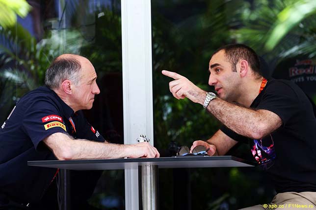 Франц Тост, руководитель команды Toro Rosso, и Сирил Абитебул, управляющий директор Renault Sport F1.